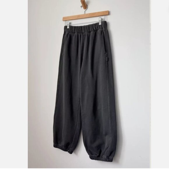 LE BON SHOPPE BALLOON PANTS - BLACK size SMALL REGULAR (NOT HEAVIER WEIGHTED) - Picture 1 of 6